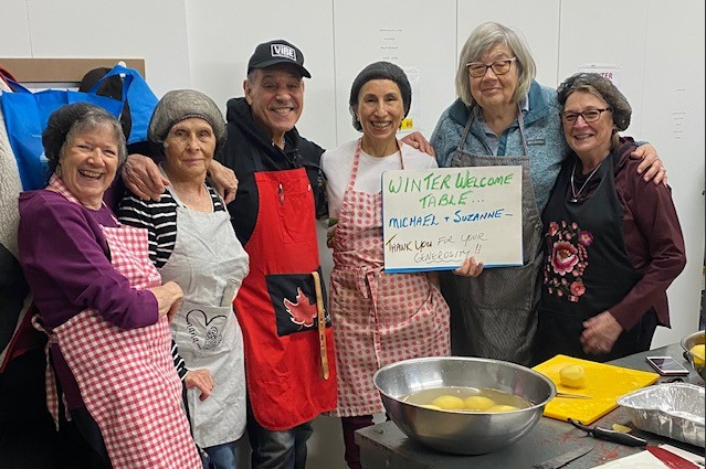 Winter welcome table